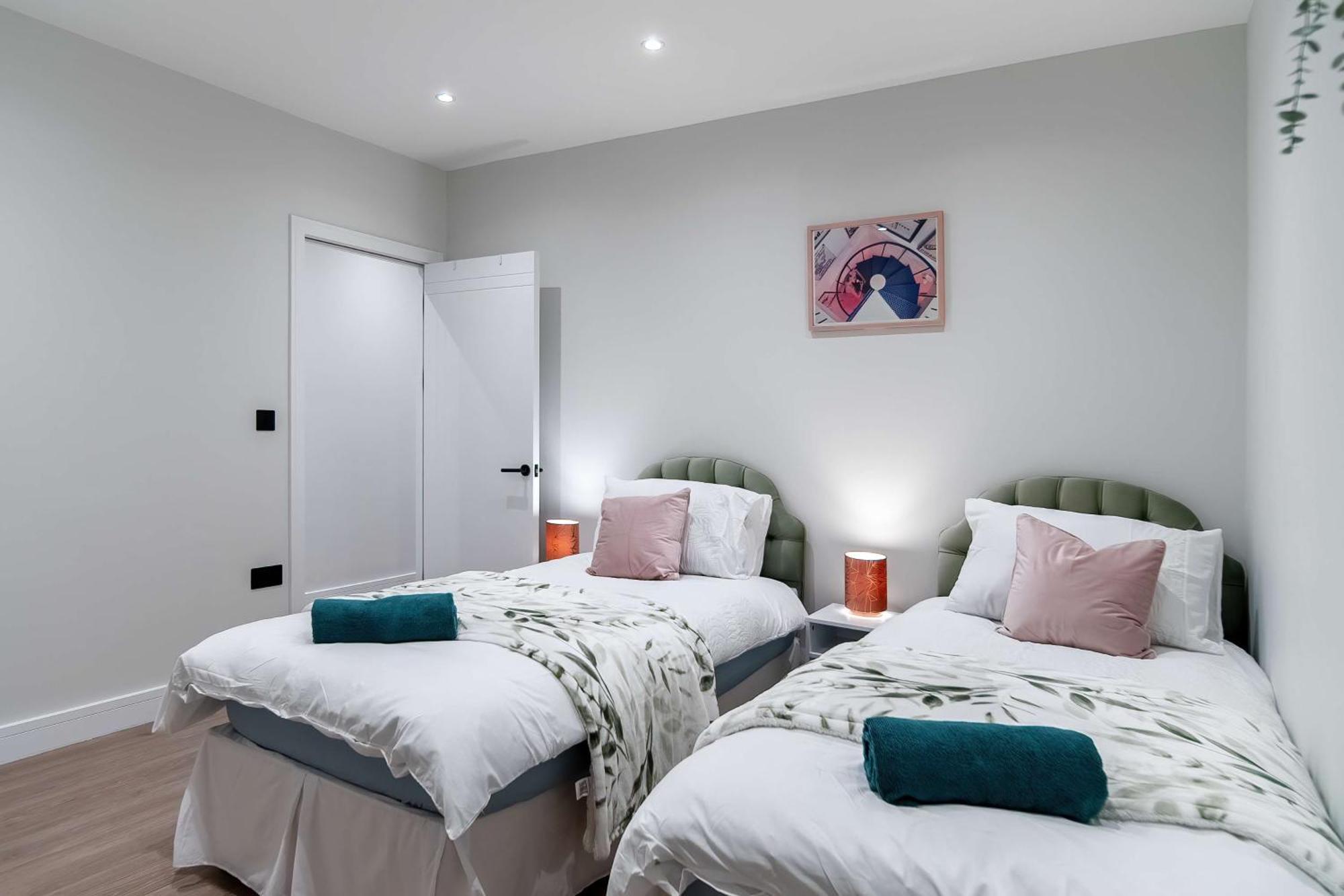 Luxury Apartments 桑斯安 外观 照片